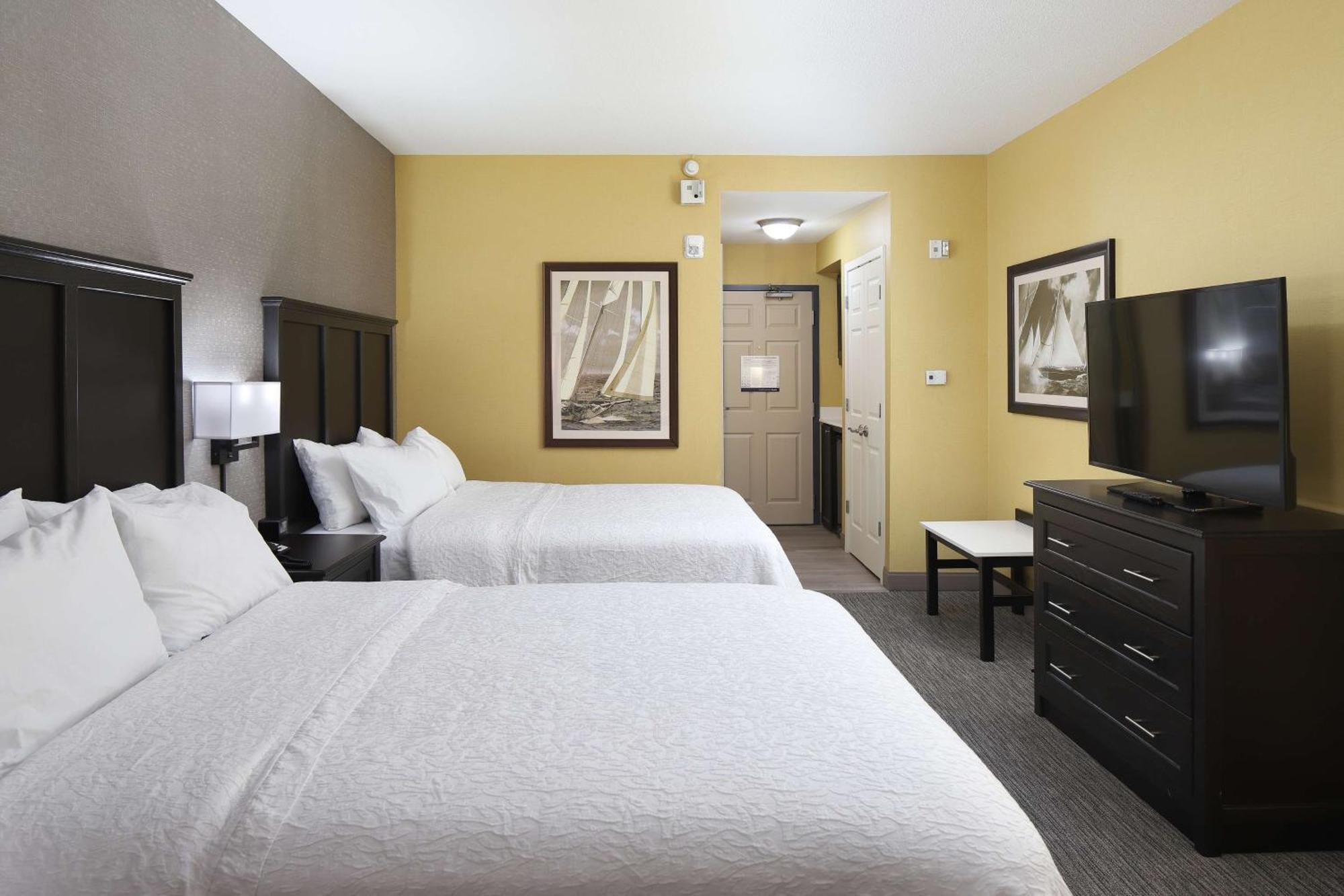 Hampton Inn Holland Exteriör bild