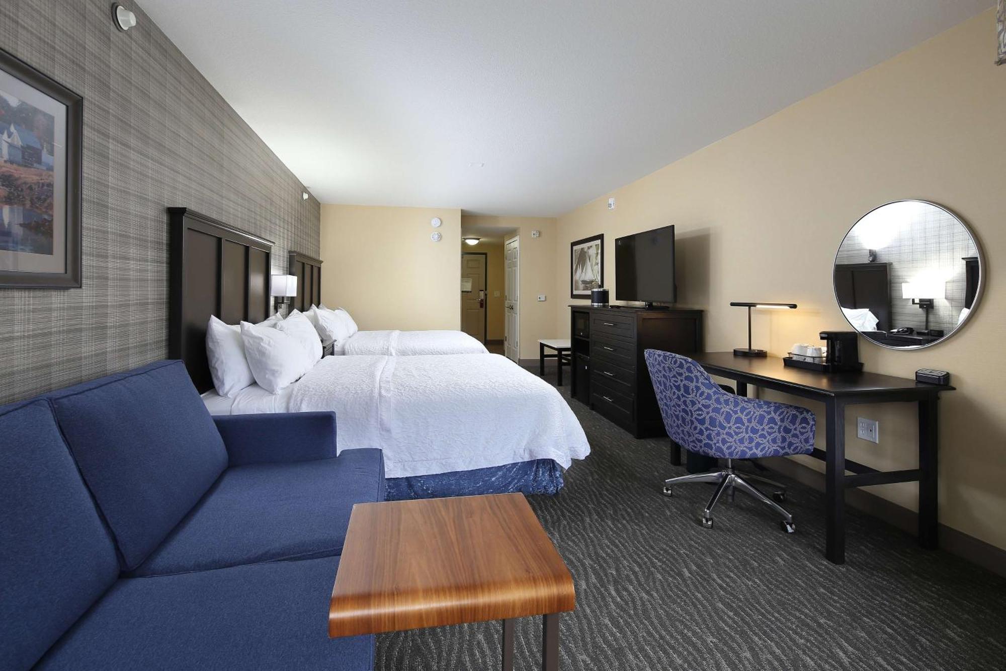 Hampton Inn Holland Exteriör bild